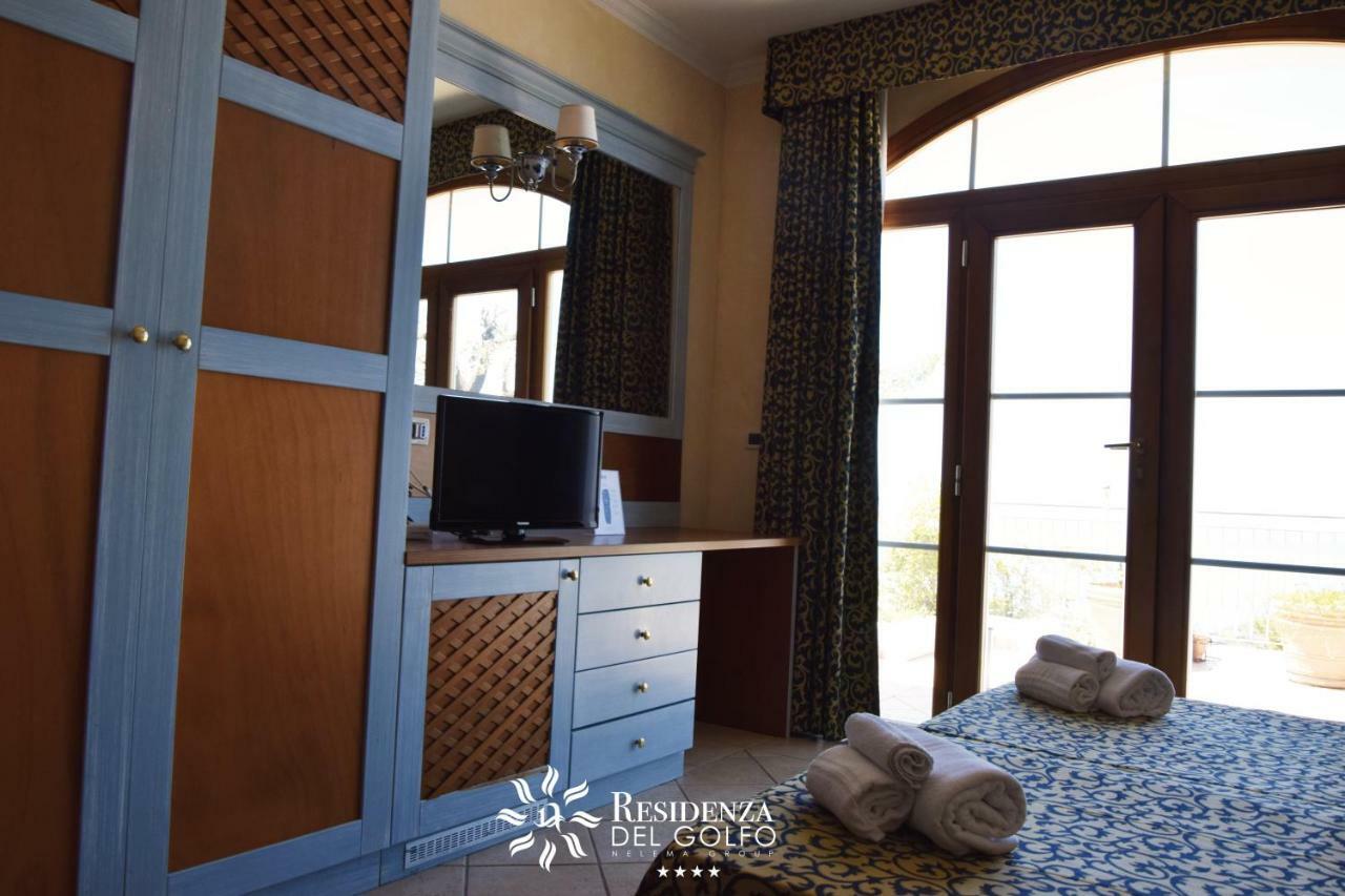 Hotel Residenza Del Golfo برايا إيه ماري المظهر الخارجي الصورة